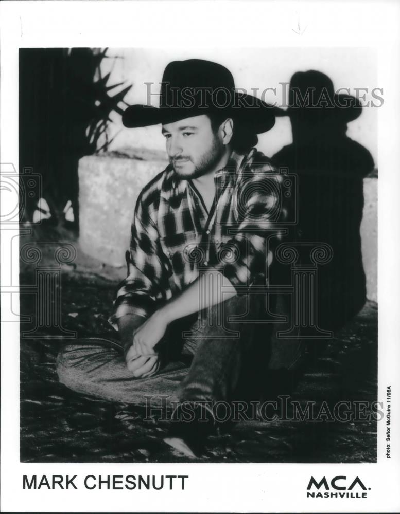 1999 Press Photo Mark Chestnutt Country Music Singer Songwriter Guitarist - Historic Images