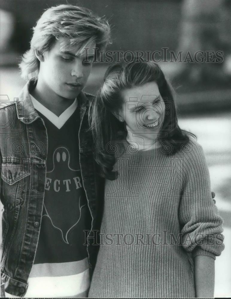1986 Press Photo Pat Petersen and Mary Tanner star in Little Miss Perfect - Historic Images