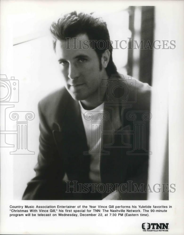 1997 Press Photo Vince Gill on Christmas with Vince Gill - cvp13779 - Historic Images