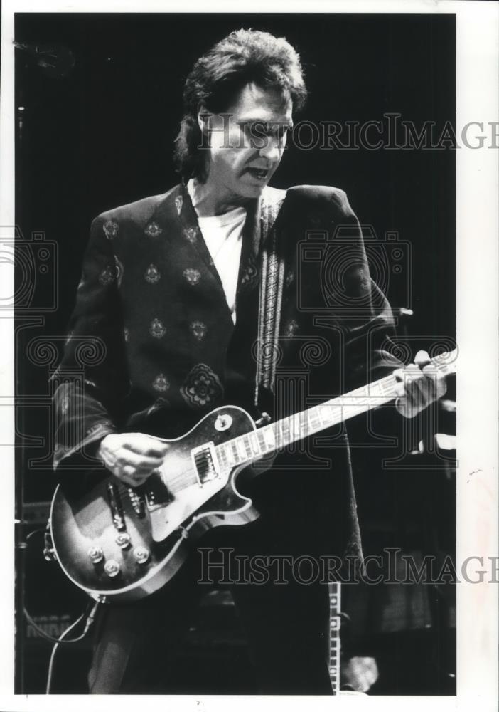 1987 Press Photo Ray Davies Lead Singer The Knicks at Music Hall - cvp01594 - Historic Images