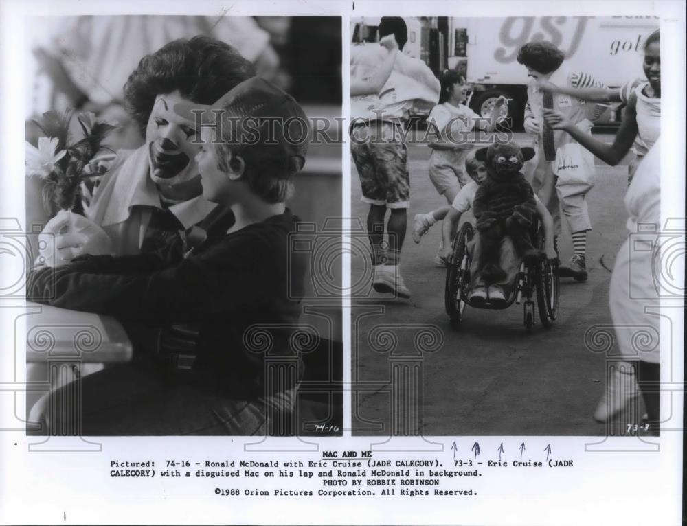1988 Press Photo Jade Calegory & Ronald McDonald in Mac & Me - cvp09405 - Historic Images
