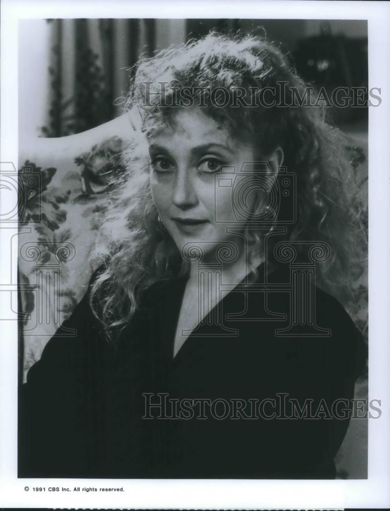 1991 Press Photo Carol Kane on Brooklyn Bridge TV series - cvp09205 - Historic Images