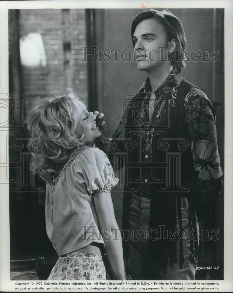 1972 Press Photo Goldie Hawn and Edward Albert in Butterflies are Free - Historic Images