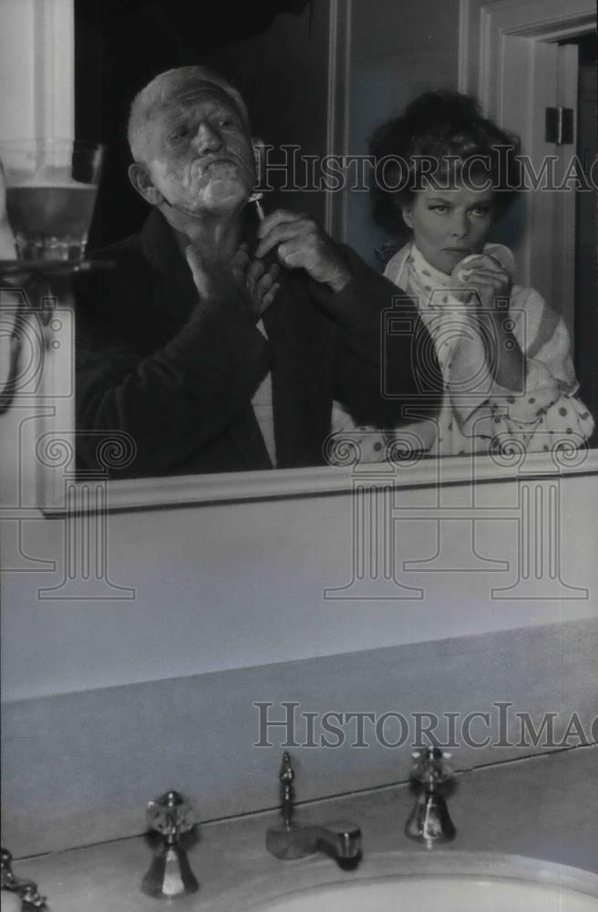 Press Photo Katharine Hepburn and Spencer Tracy in Guess Who&#39;s Coming to Dinner - Historic Images
