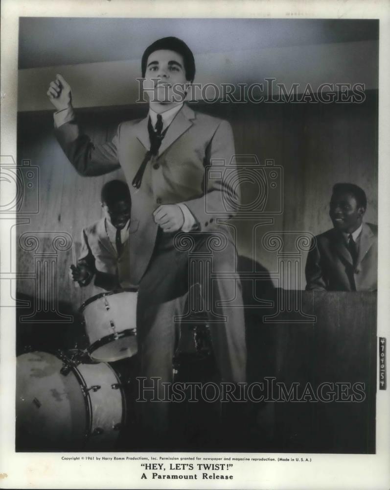 1961 Press Photo Joey Dee in Hey, Let&#39;s Twist - cvp04353 - Historic Images