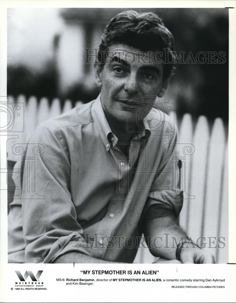 1989 Press Photo Richard Benjamin director of My Stepmother is an Alien - Historic Images