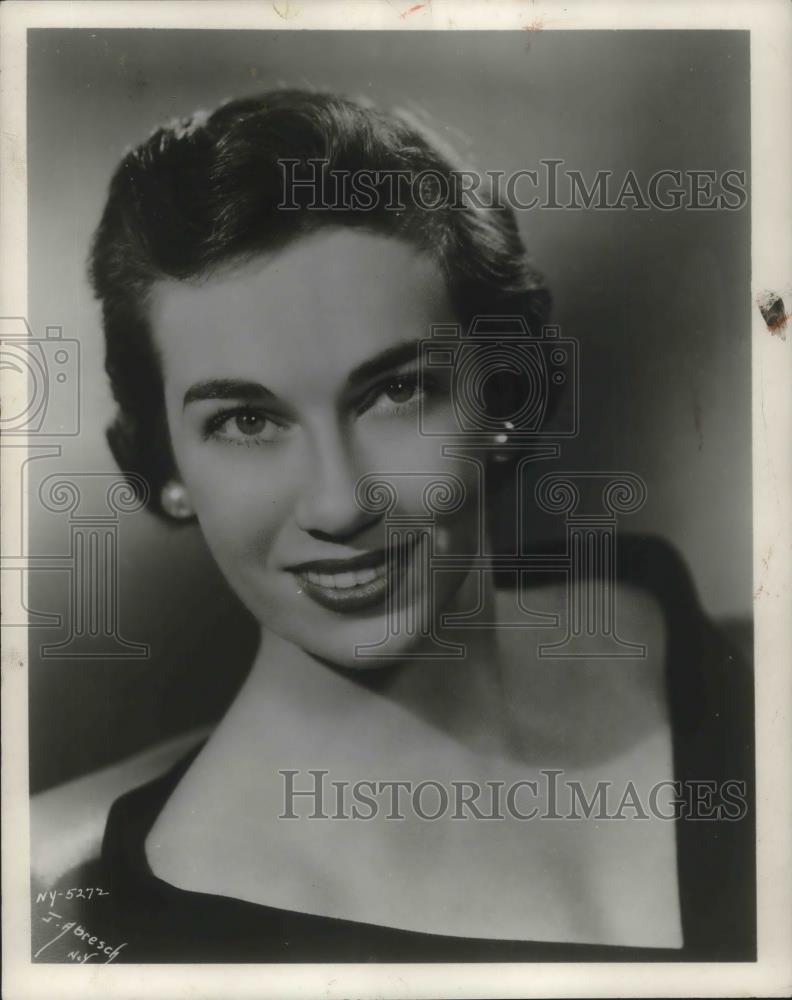 1955 Press Photo Saramae Endich Soprano - cvp06246 - Historic Images