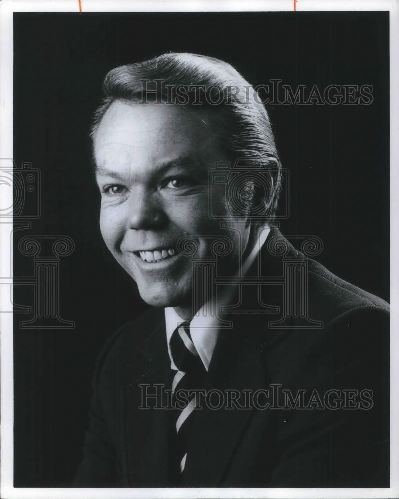 19763 Press Photo Dick Goddard WJW-TV Weatherman Cleveland Ohio - cvp13217 - Historic Images