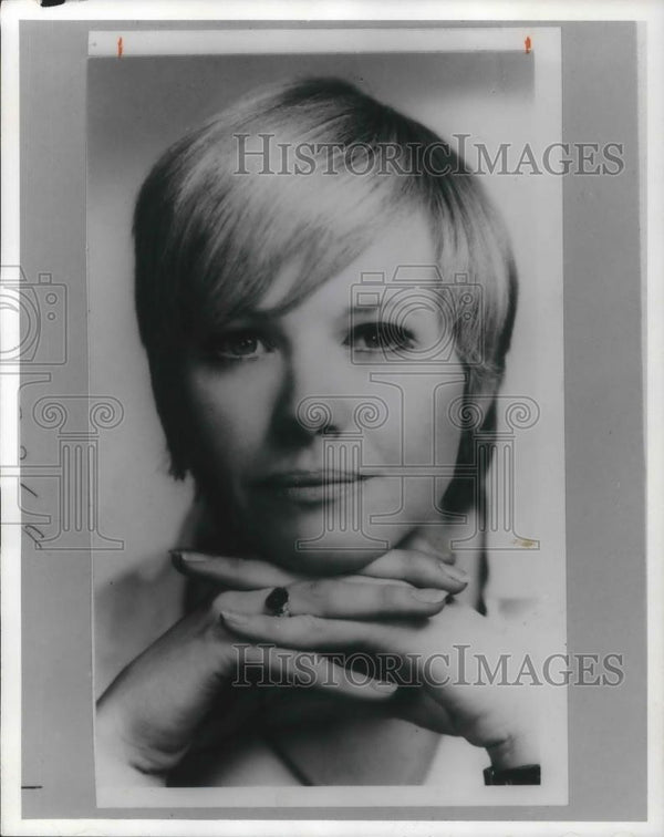 1979-press-photo-skye-aubrey-actress-cvp08567-historic-images