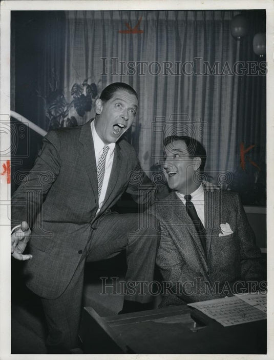 1960 Press Photo Milton Berle Comedian & Danny Thomas - cvp00900 - Historic Images