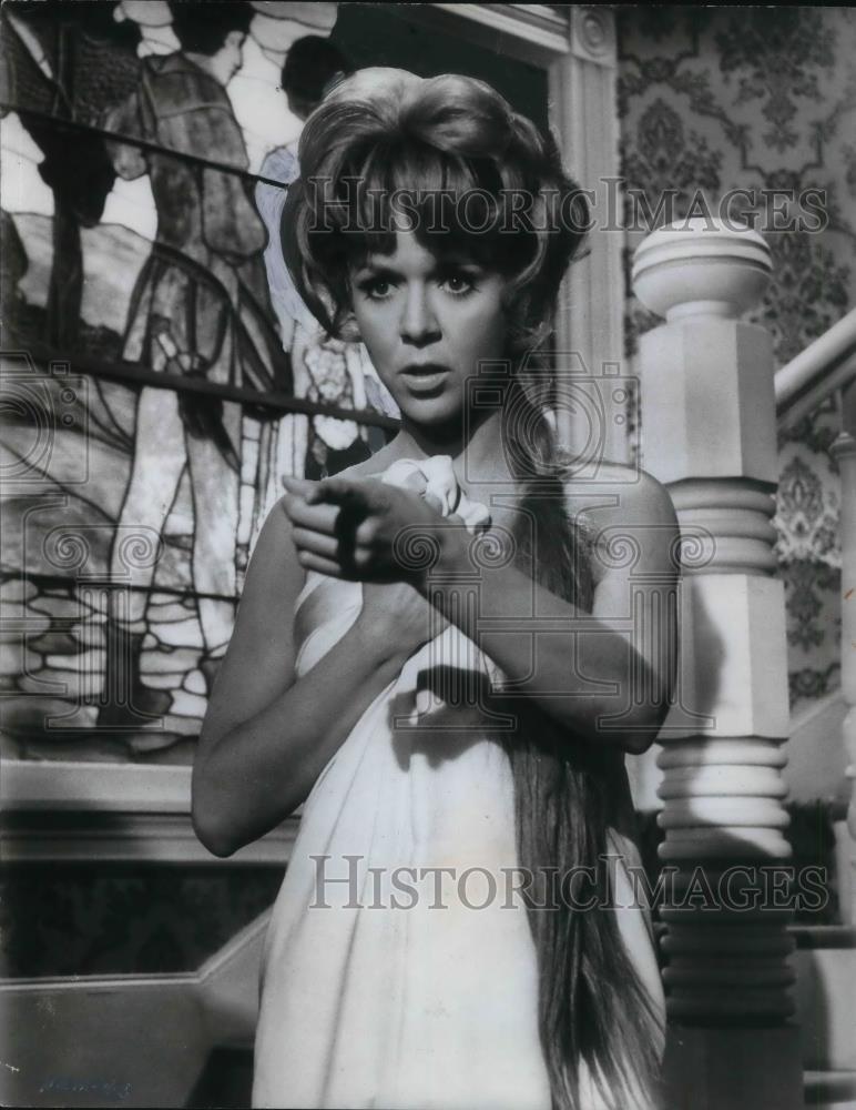 1968 Press Photo Arlene Golonka in Hang 'Em High - cvp18300 - Historic Images