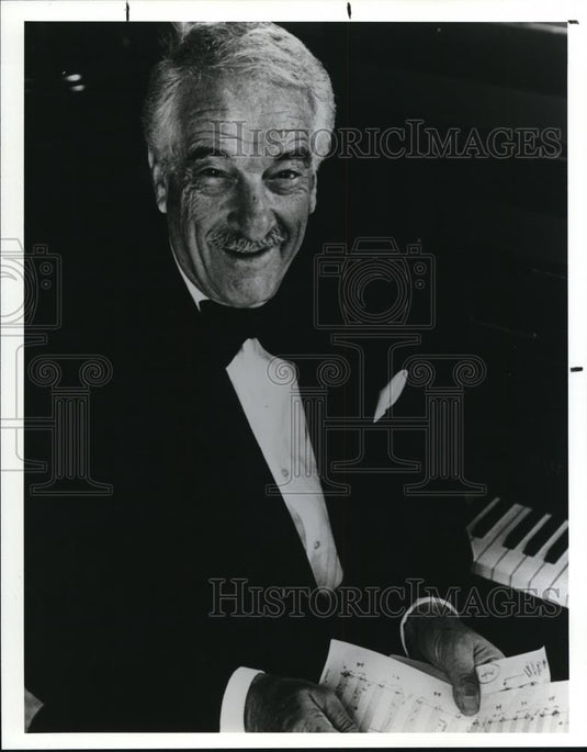 1993 Press Photo Victor Borge Conductor Pianist Comedian Entertainer - cvp00542 - Historic Images