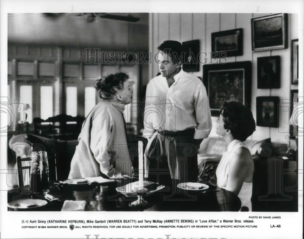1994 Press Photo Annette Bening and Warren Beatty star in Love Affair - Historic Images