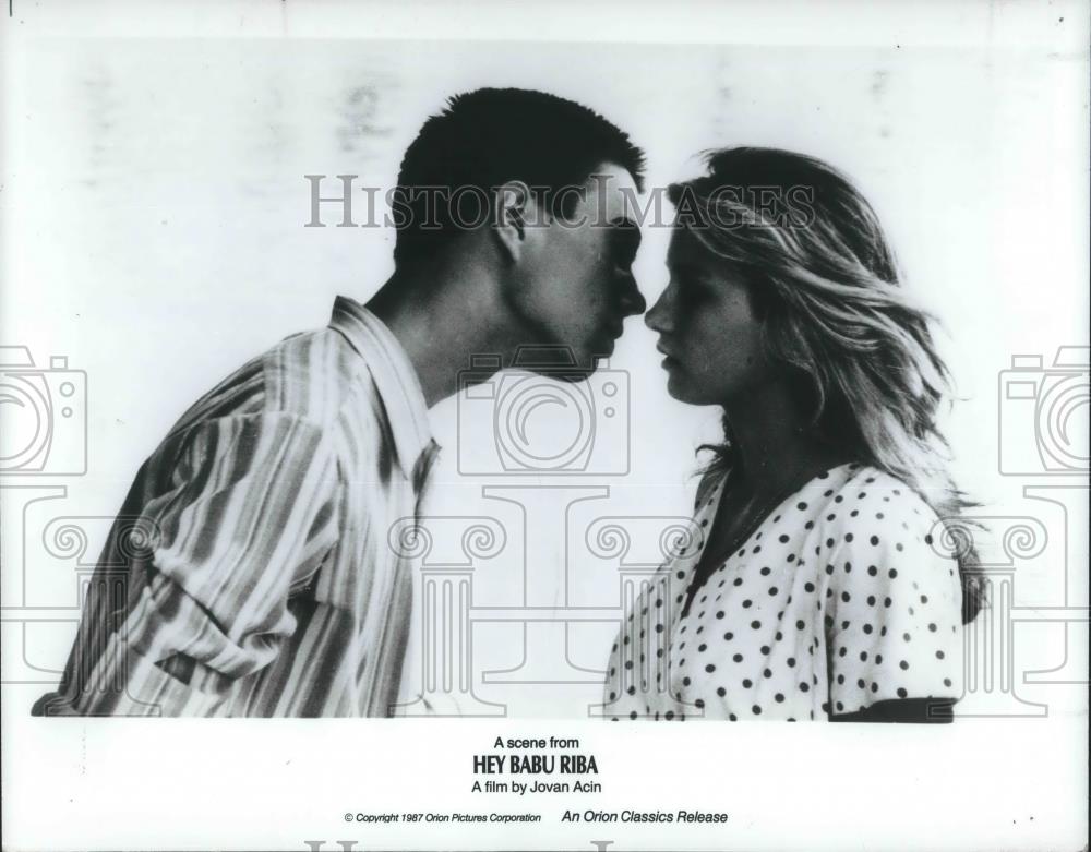 1988 Press Photo Nebojsa Bakocevic and Gala Videnovic star in Hey Babu Riba - Historic Images