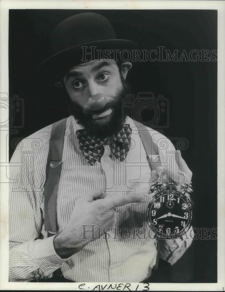 1989 Press Photo Avner Eisenberg Clown Juggler Vaudeville Performer Mime - Historic Images