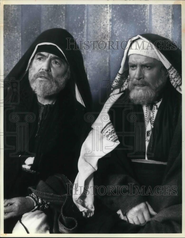 1979 Press Photo Lawrence Olivier, James Mason, Jesus of Nazareth 1977 TV series - Historic Images