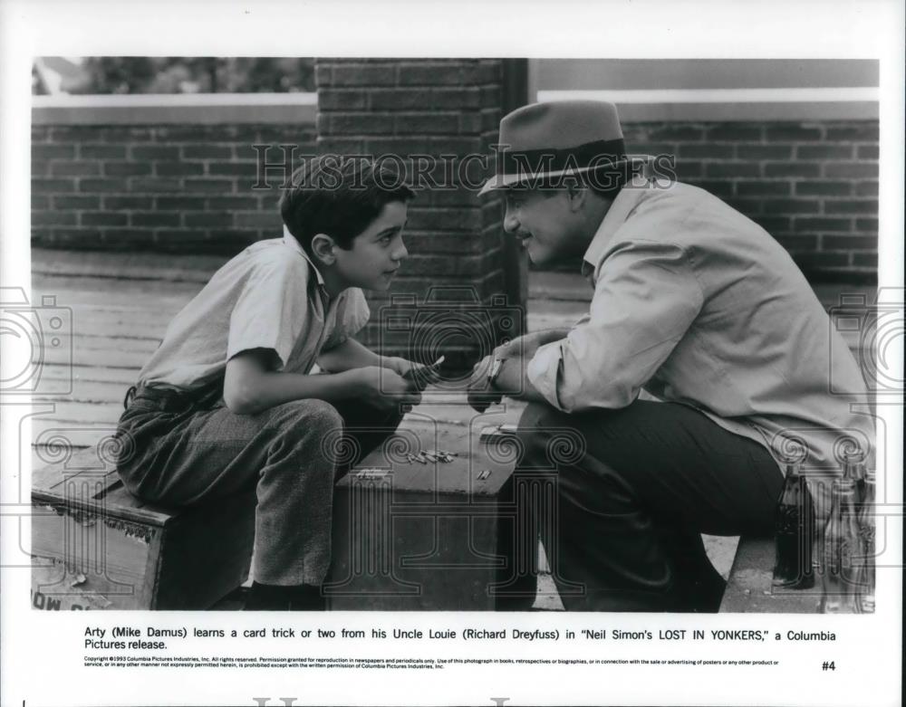 1993 Press Photo Richard Dreyfuss And Mike Damus in Lost in Yonkers - cvp18519 - Historic Images