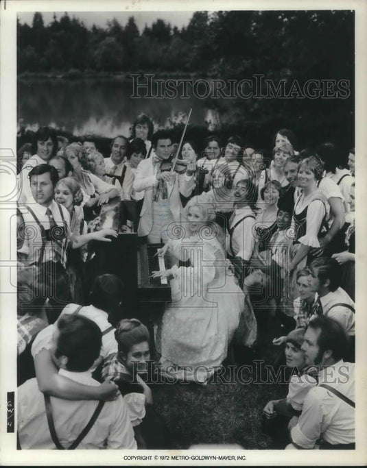 1972 Press Photo Horst Buchholz Johann Strauss and Mary Costa in The Great Waltz - Historic Images