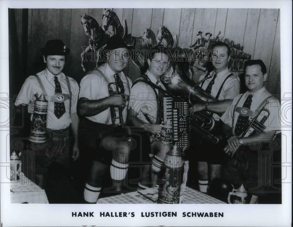 1972 Press Photo Hank Haller&#39;s Lustigen Schwaren - cvp16373 - Historic Images