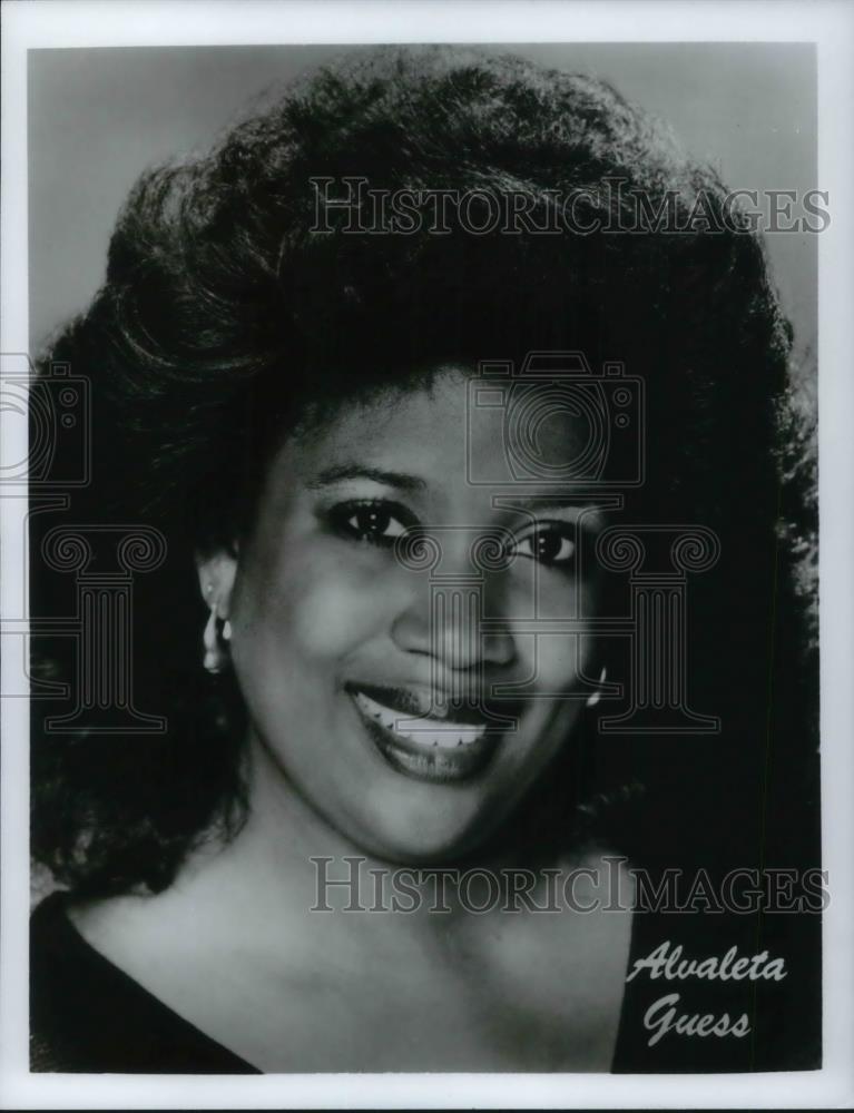 1989 Press Photo Alvaleta Guess in the picture - cvp17729 - Historic Images