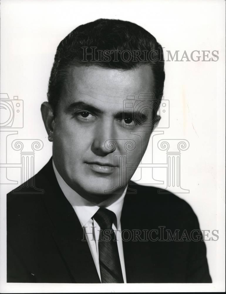 1969 Press Photo Joseph Bentis News Correspondent CBS TV - cvp01332 - Historic Images