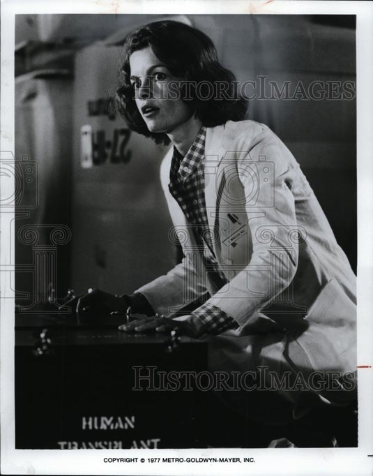 1977 Press Photo Genevieve Bujold in "Coma" - cvp00045 - Historic Images