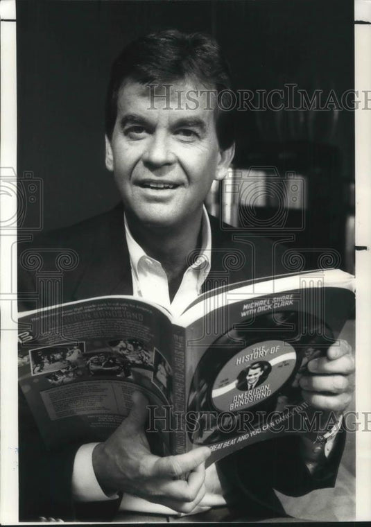 1985 Press Photo Dick Clark host of American Bandstand - cvp03431 - Historic Images
