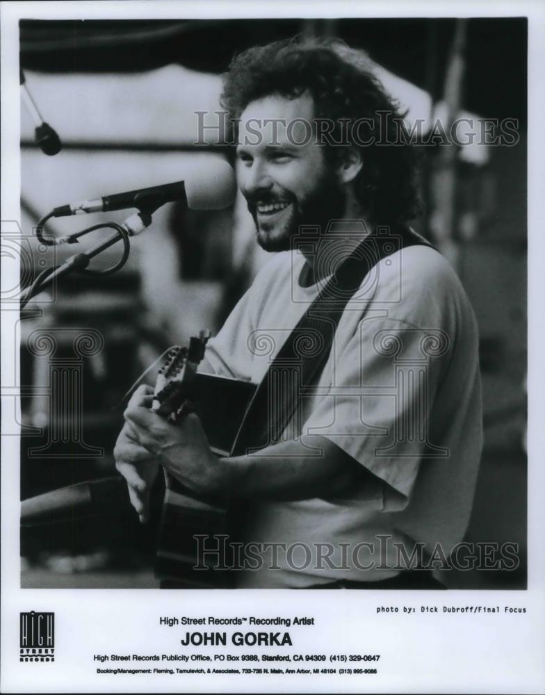 1997 Press Photo John Gorka Folk Singer Songwriter Musician - cvp17381 - Historic Images