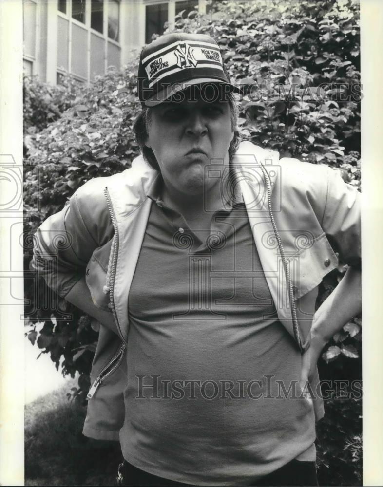 1979 Press Photo Ken Albers as Whitey Lamonica in Peanuts and Cracker Jacks - Historic Images