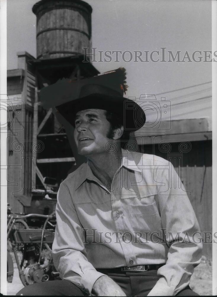 1971 Press Photo James Garners stars in title role on Maverick western show - Historic Images