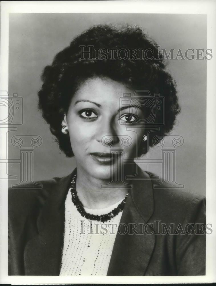 1984 Press Photo Jacqueline Adams CBS News Correspondent - cvp14340 - Historic Images