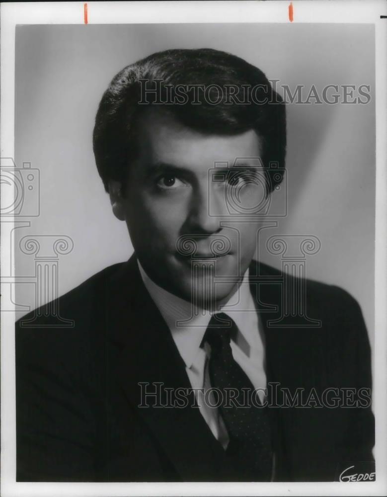 1981 Press Photo Judd Hambrick American Emmy-award winning former television new - Historic Images