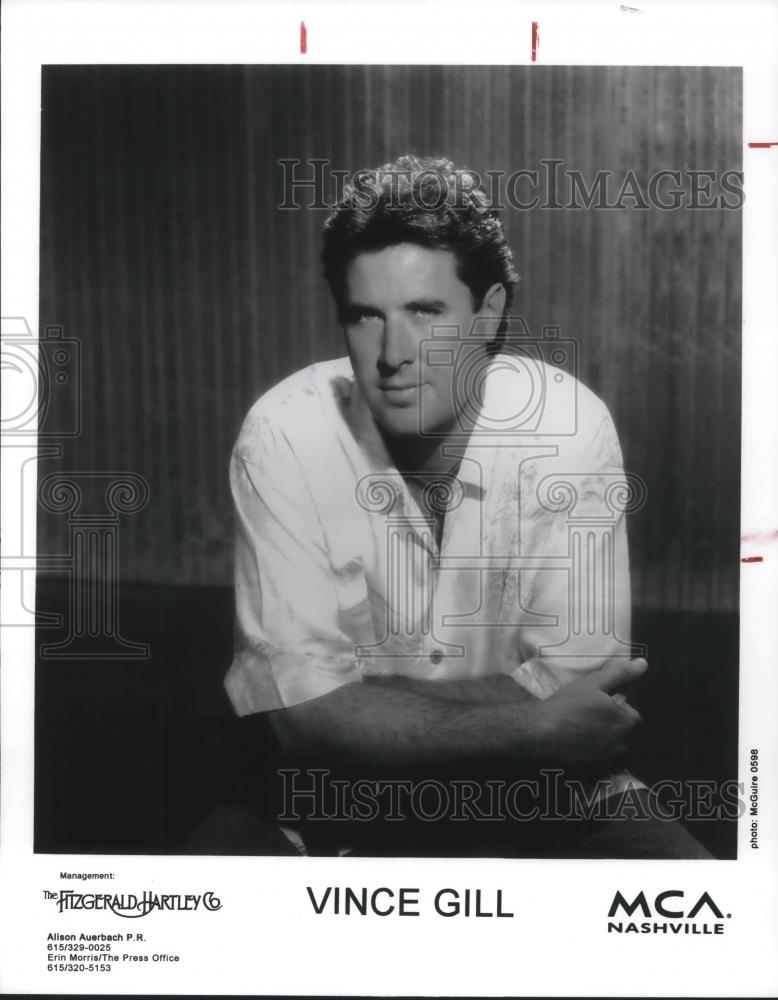 1996 Press Photo Vince Gill - cvp13782 - Historic Images