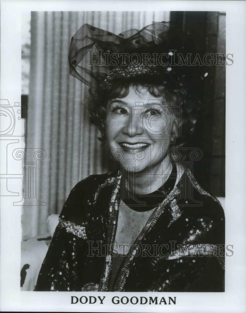 1995 Press Photo Dody Goodman, American and Lace - cvp17066 - Historic Images