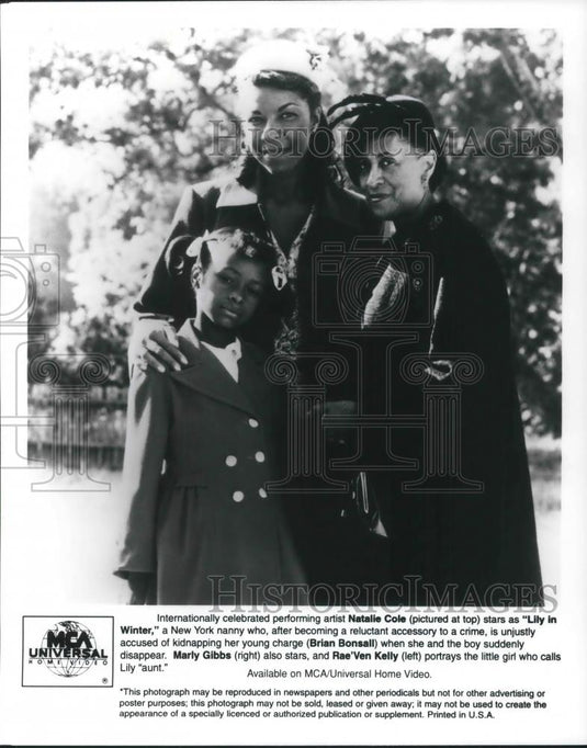Press Photo Natalie Cole & Marley Gibbs in Lily in Winter - cvp07146 - Historic Images