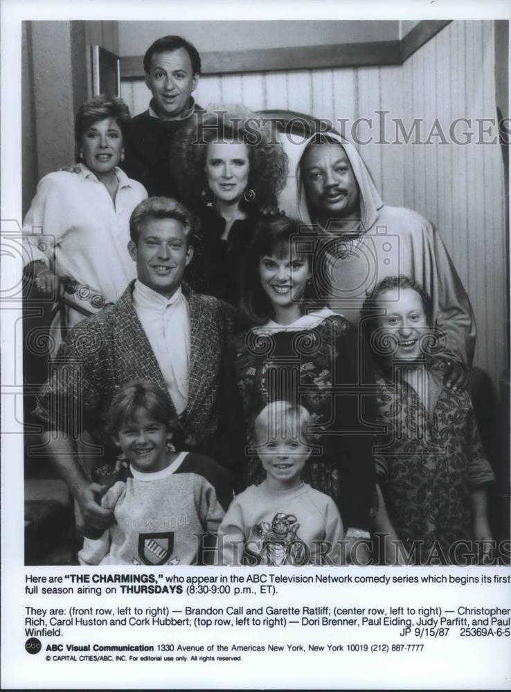 1987 Press Photo Brandon Call, Garette Raliff, &amp; Cast of The Charmings - Historic Images