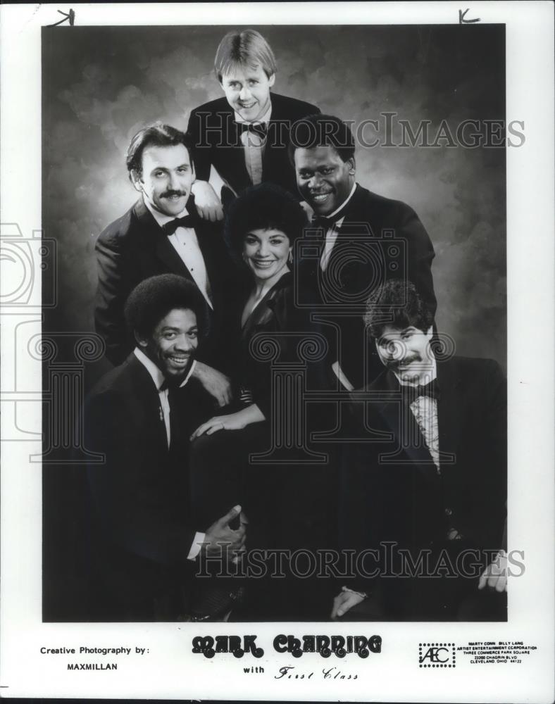 1983 Press Photo Mark Channing with First Class - cvp07358 - Historic Images