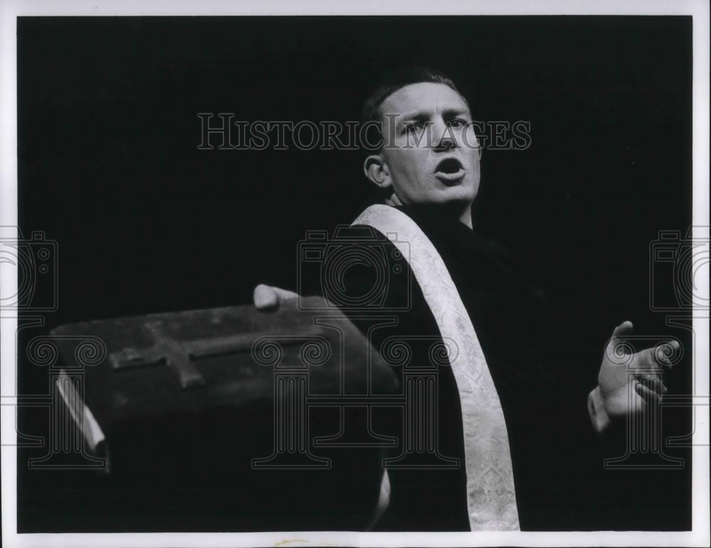 1963 Press Photo Albert Finney British Actor in Luther - cvp12414 - Historic Images
