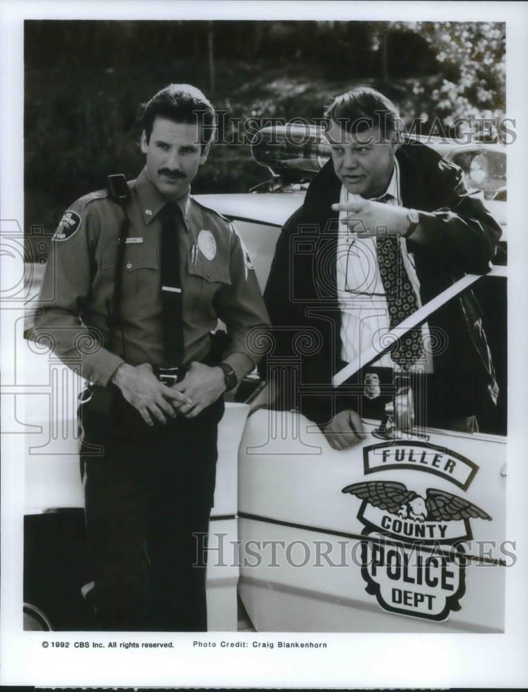 1992 Press Photo Joe Don Baker &amp; Hart Bochner In Complex of Fear - cvp09617 - Historic Images