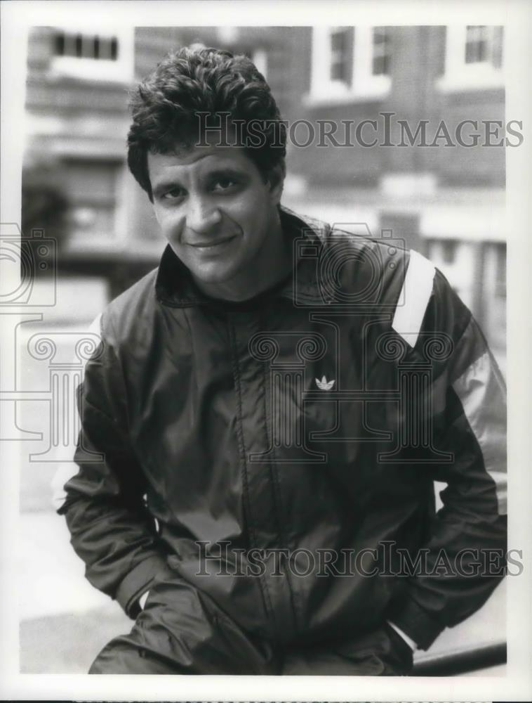 1990 Press Photo Ed Marinaro in What if I'm Gay? - cvp09728 - Historic Images
