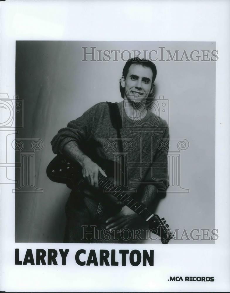 1987 Press Photo Larry Carlton - cvp07571 - Historic Images