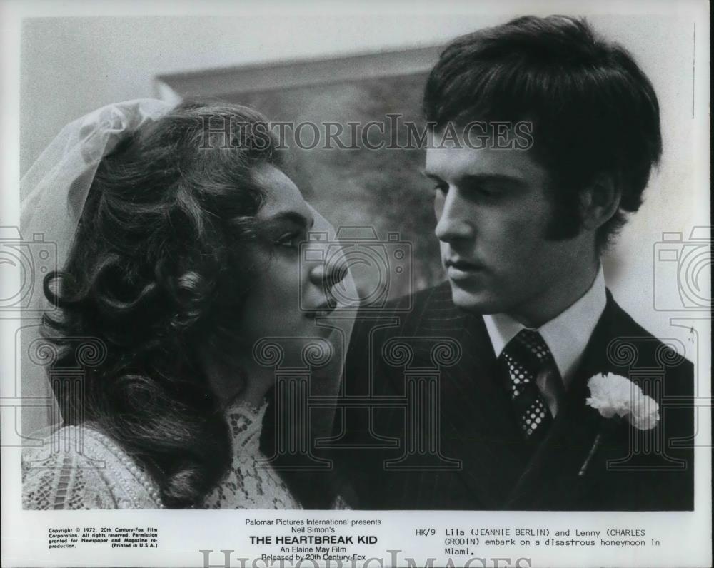 1973 Press Photo Charles Grodin and Jeannie Berlin star in The Heartbreak Kid - Historic Images