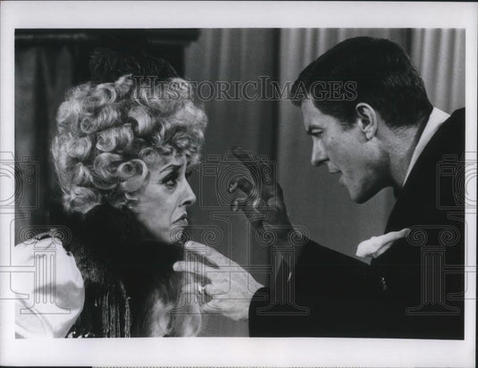 1967 Press Photo Anne Morgan Guillert and Dick Van Dyke - cvp10163 - Historic Images
