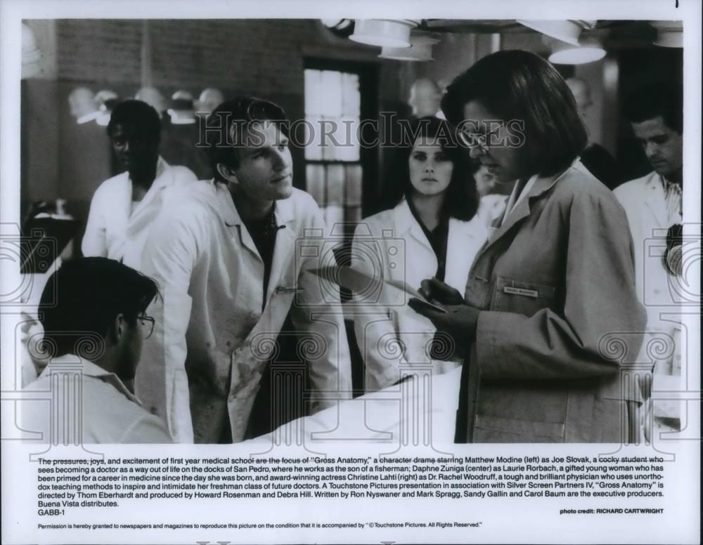 1990 Press Photo Daphne Zuniga, Laurie Rorbach in Gross Anatomy - cvp12488 - Historic Images
