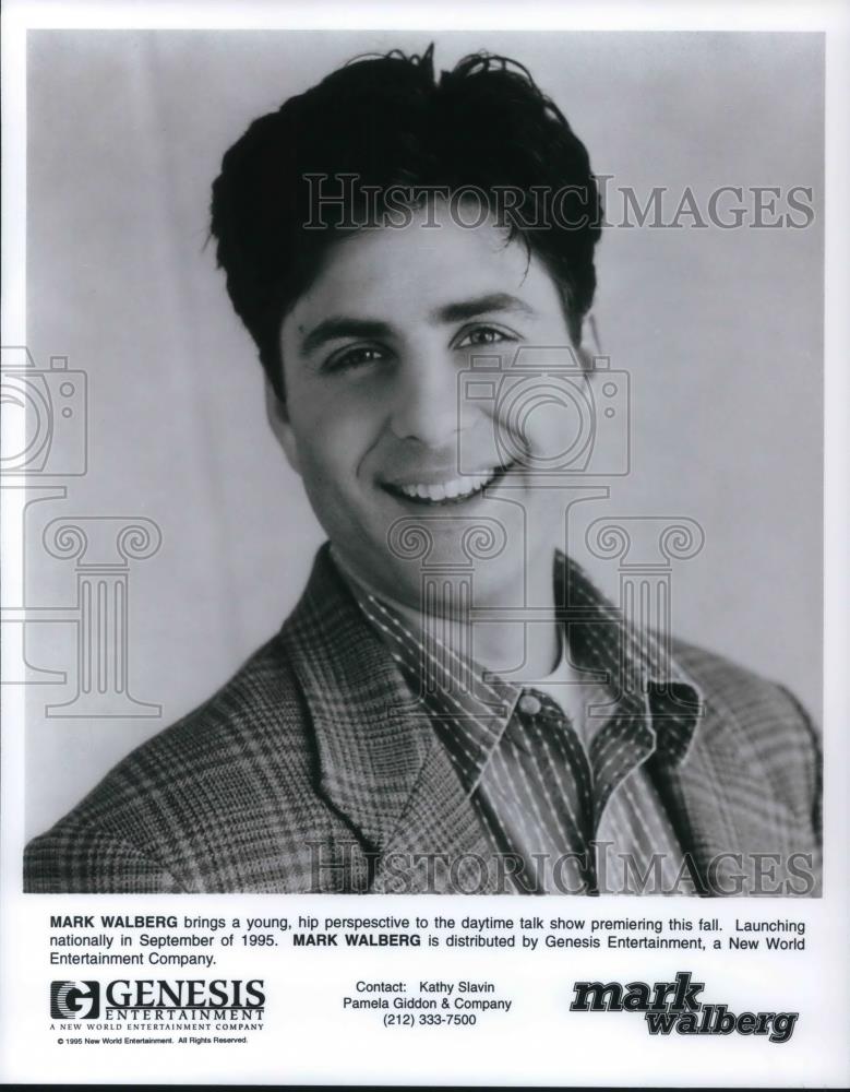 1995 Press Photo Mark Walberg hosts daytime talk show Mark Walberg - cvp19470 - Historic Images