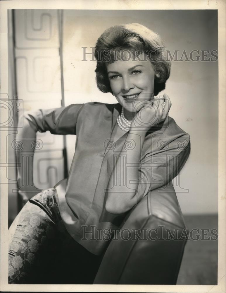 1959 Press Photo Frances Bergen in Yancy Berringer - cvp01076 - Historic Images