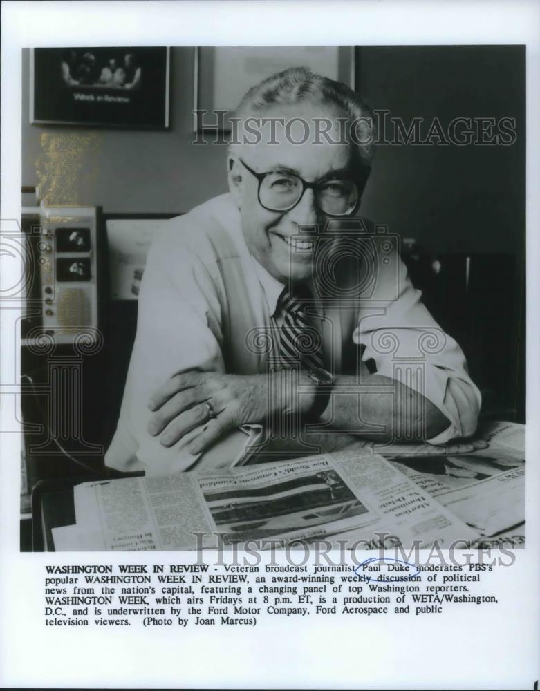 1991 Press Photo Paul Duke Broadcast Journalist of Washington Week in Review - Historic Images