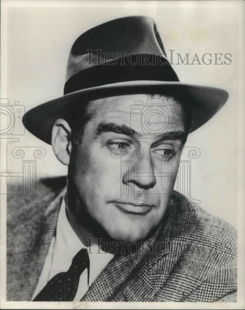 1954 Press Photo Paul Douglas Actor - cvp03387 - Historic Images
