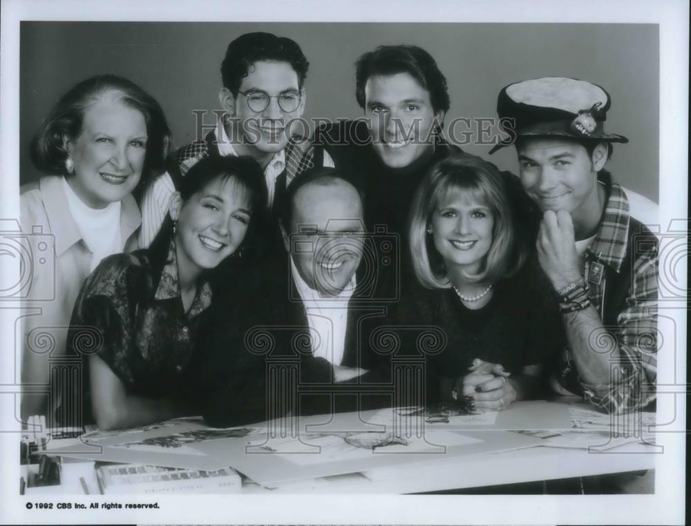 1992 Press Photo Bob Newhart, Ruth Kobart, John Cygan &amp; Others in Bob - Historic Images