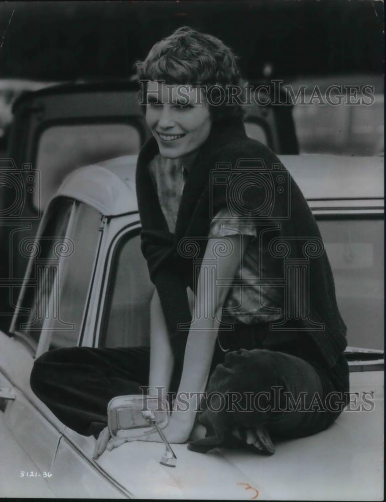 1973 Press Photo Mia Farrow in The Public Eye - cvp12589 - Historic Images